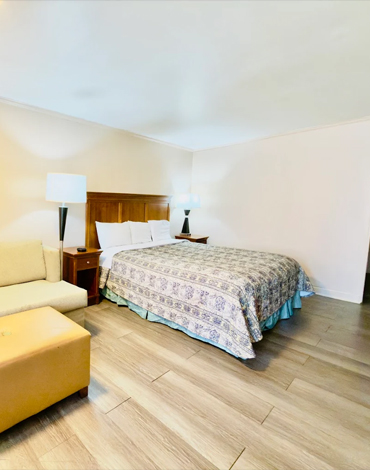 Book Luxury Rooms in Williamston, NC