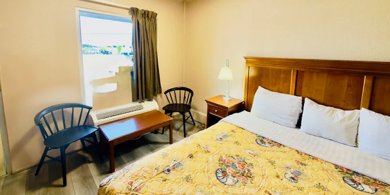 Book Luxury Rooms in Williamston, NC